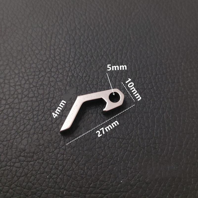 2PCS Titanium Bottle Opener EDC Tool Mini Flat Head Screwdriver Keychain Portable Multi Tool for Men Gift Outdoor Survival