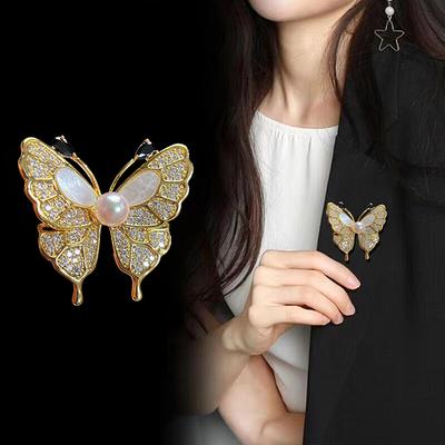 Fashion Retro Butterfly Pearl Brooches For Women Clothing Coat Party Jewelry Accessories Gifts