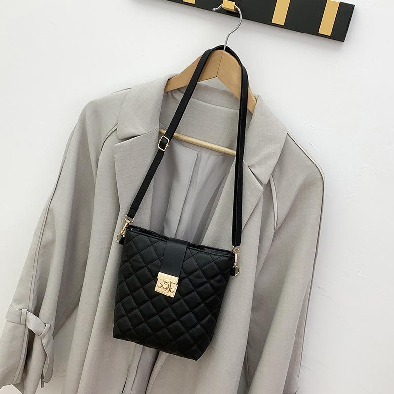 Cozy Up Ling Grid Pattern Bag Casual Women's Small Bag Minimalist Bucket Shoulder Bag