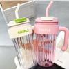 Gobelet avec couvercle et paille et poignée 920ML Grande capacité Tasse pour femmes adultes Tasse à café pour voyage Bouteille d'eau en plastique Sans BPA