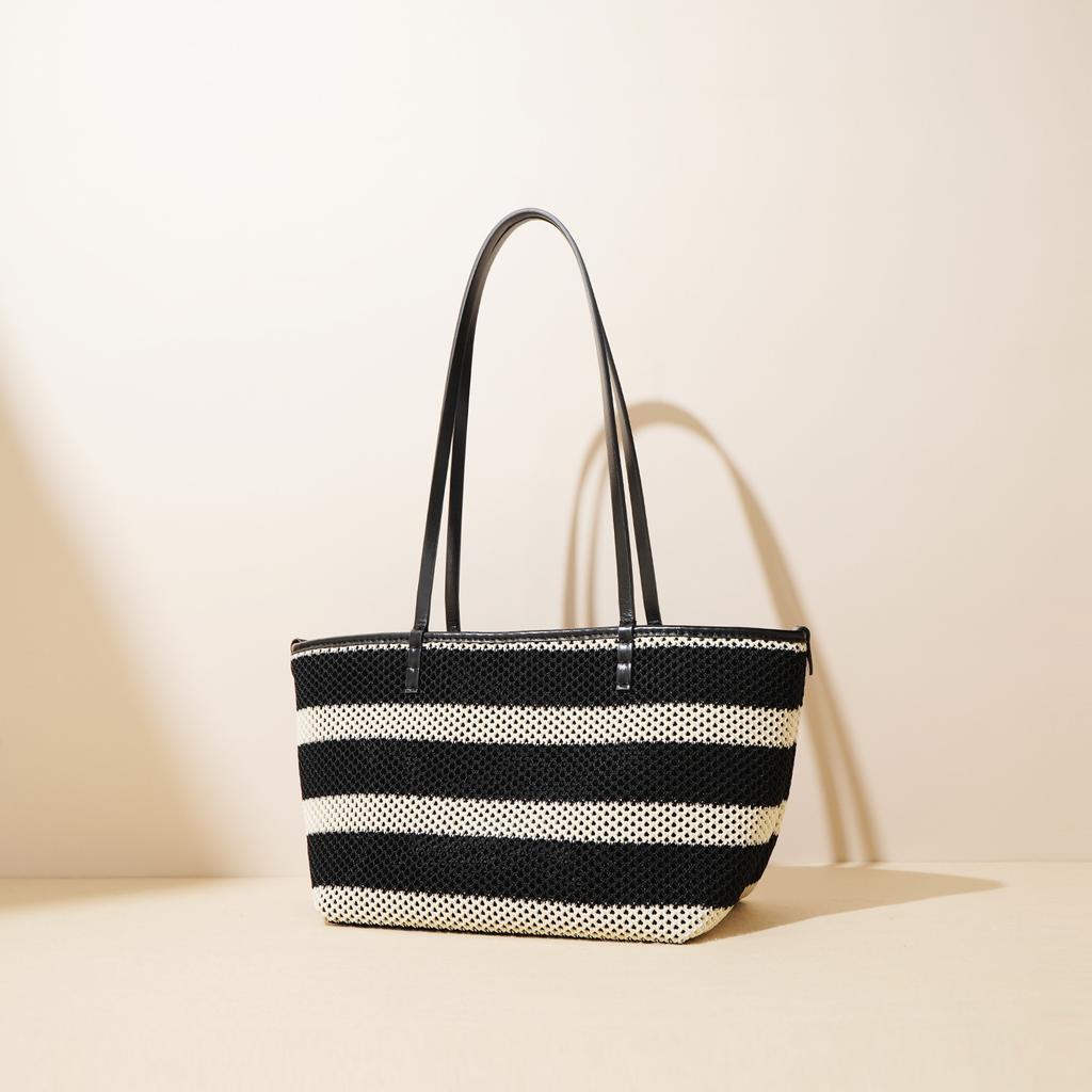 2025 erste Schicht Rindsleder gewebte Tragetasche großes Fassungsvermögen hohler Gemüsekorb Eimertasche lässiger Wind leichte Umhängetasche