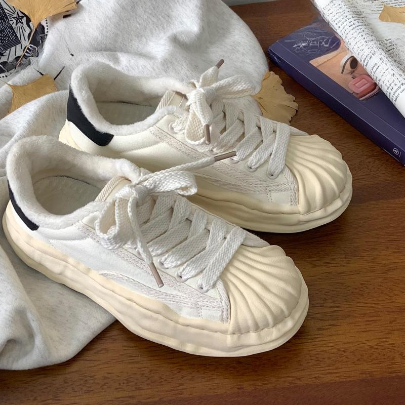 

Удобная женская обувь в корейском стиле, простая, для бега, 2024, новая мода, осень, увеличенная, ракушка, головка, растворенная, парусиновая обувь 40