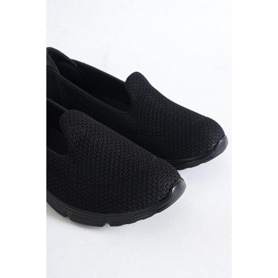 Women's Knitwear Comfort Casual Slip-On Lightweight Shoes Sneakers
