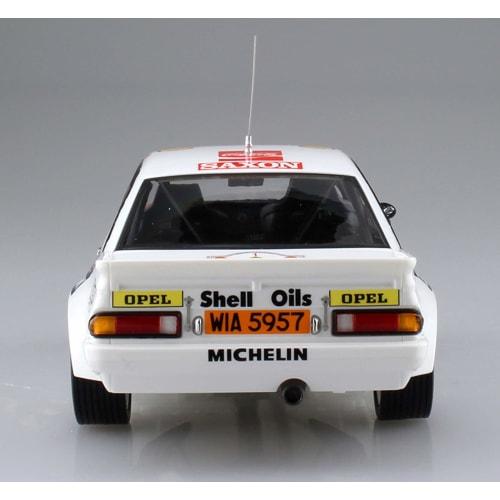 Aoshima Bunka Kyozai Skynet 1/24 Belkits Series No. 9 Opel Manta 400 GR.B Jimmy McRae 24 Uren van Ieper Plastic Model