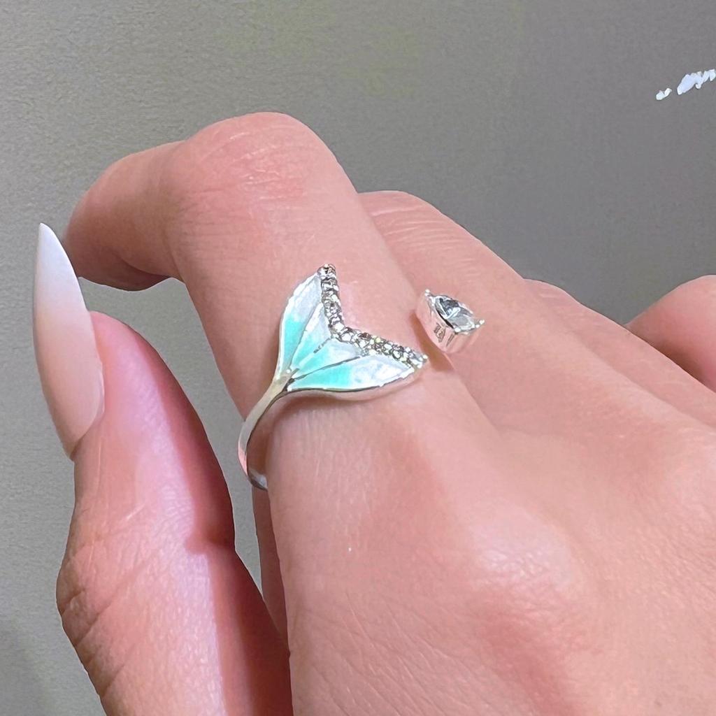 Bohemian Ocean Resort-Style Retro Ring Set: Turtle & Starfish Design