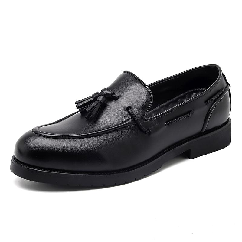 Fashion Italy Men Tassel Fashin Casual Shoes Autumn Leather Loafers Office Shoes for Men Driving Business Comfortable Slip On Shoes Men