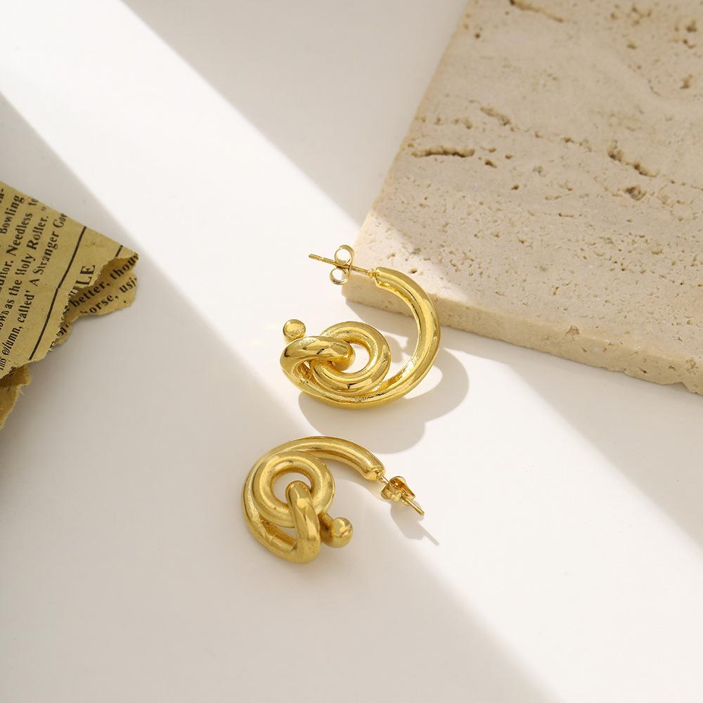Metal Wind Light Luxury Earrings Trendy Retro Temperament Stainless Steel Geometric Stud Earrings Women'S Exaggerated Niche Earrings