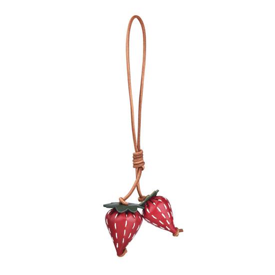 Bag Pendant Handmade Three-Dimensional Sewing Strawberry Design Keychain Imitation Leather Adjustable Lanyard Bags Suitcases Accessory красный