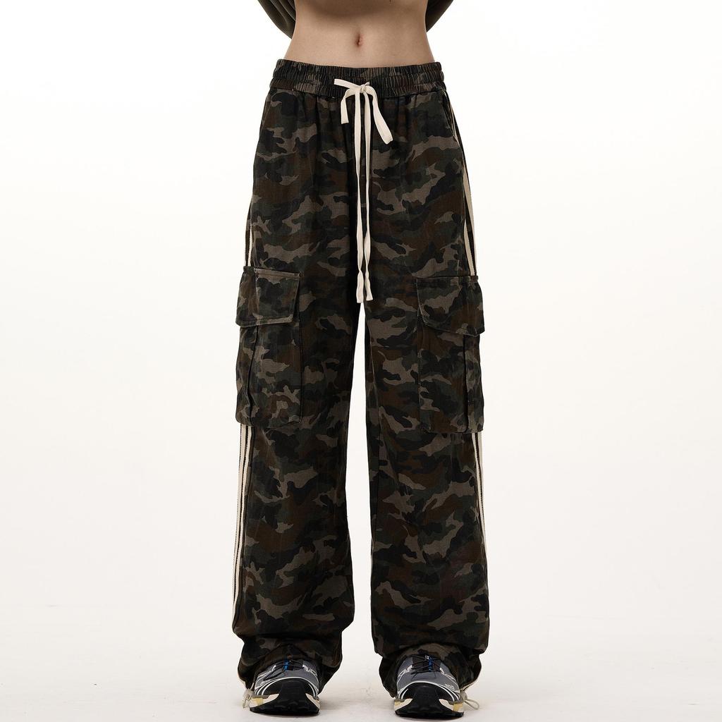 Men's Retro Camouflage Overalls: Spring Casual, Trendy, Loose-Fit with Large Pockets