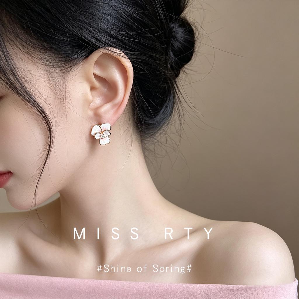 Elegant Pink Enamel Flower Earrings: Luxurious Gradient Drip Glaze Studs with Zirconia Detailing