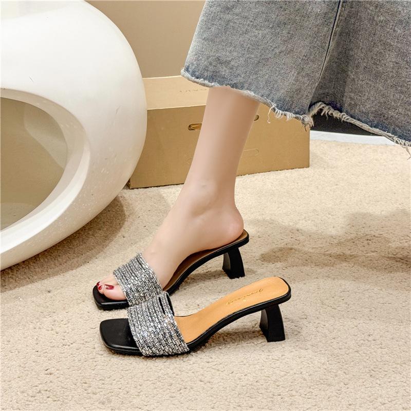 French Rhinestone Temperament Sandals Girl Wearing Summer New Fairy Style Fashion Versatile with Skirt Cool Slippers