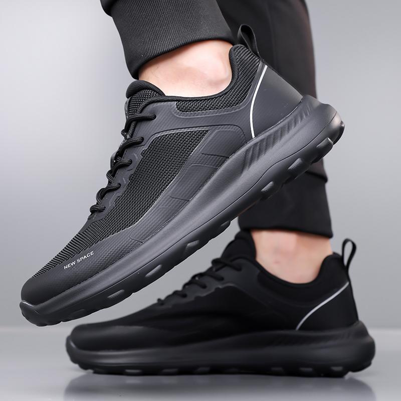 Fashion Lightweight Outdoor Walking Sneakers for Men Non-Slip Comfortable Athletic Running Shoes Men's Breathable Mesh Sports Shoes