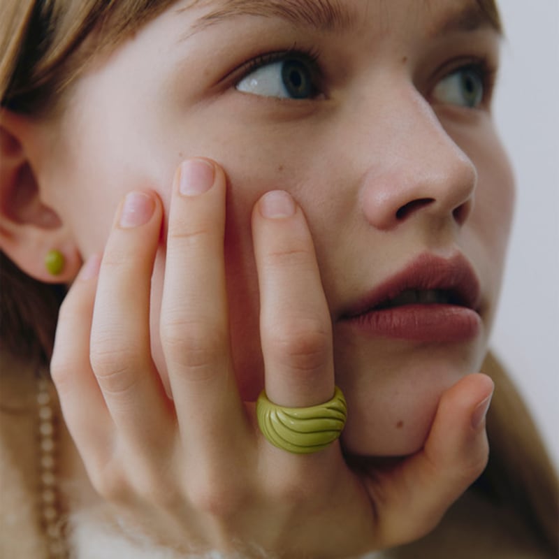 VINTAGE HOLLYWOOD Cozy Tinted Wave Ring_VH2579RI002M