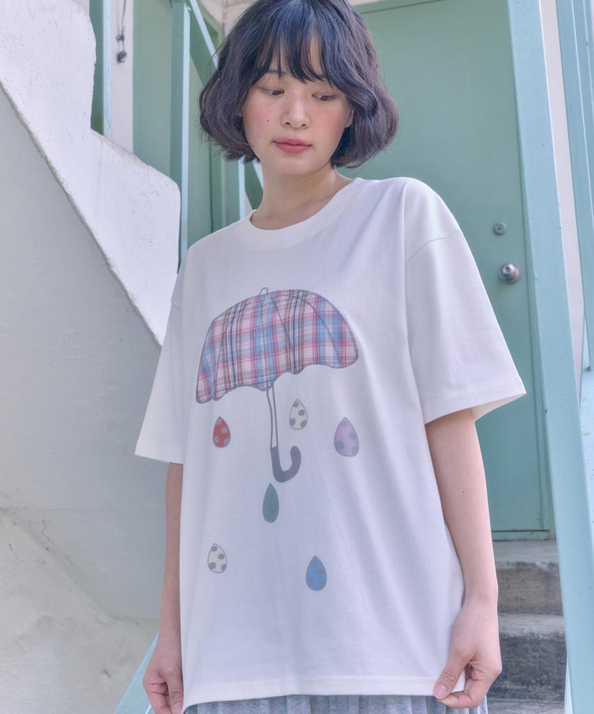 AMBLER Rainy Day Applique Embroidery Short Sleeve T-Shirt As1325 (Ivory)