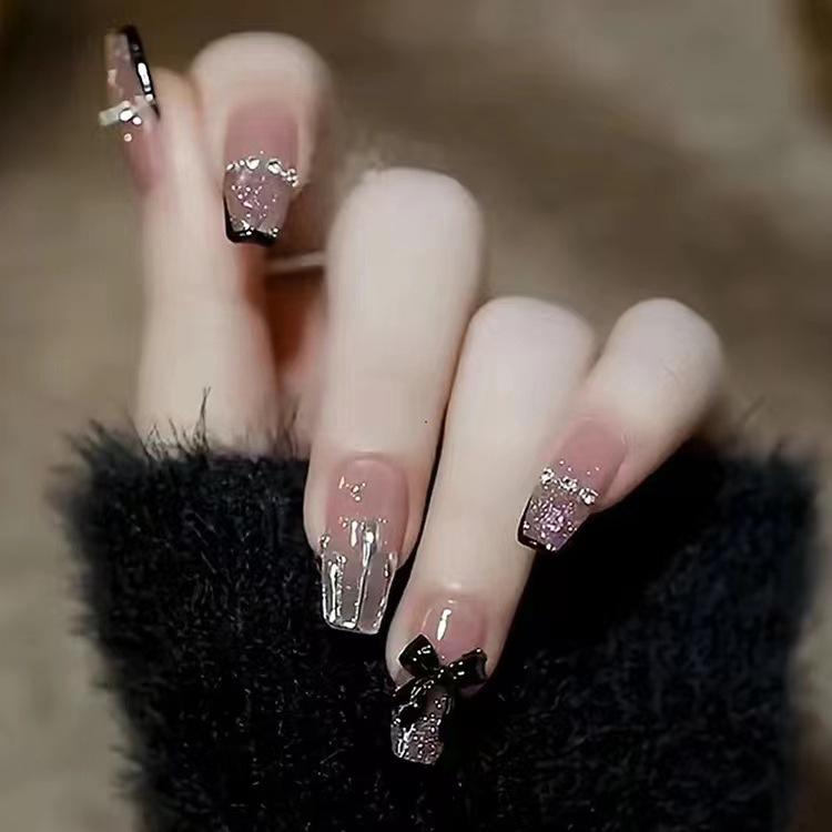 

French Black Bow Quicksand Removable Fake Nail Set