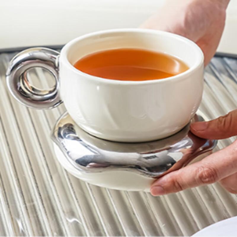 Snygg Keramikmunk Kaffekopp & Teckopp med Fat Set