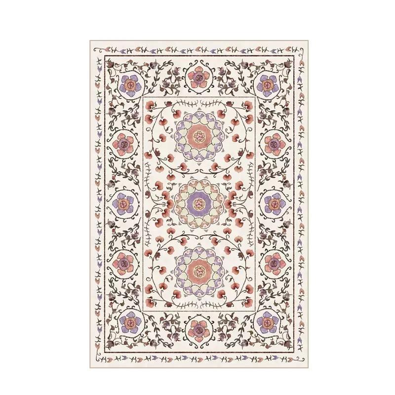 

American-Style Vintage Floral Carpet With a Light White Base And Large Purple Flowers And Vines As Decorative Elements 120x200cm(3.9X6.6FT