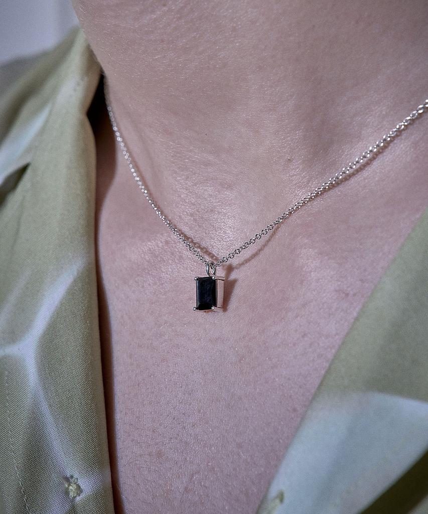 Ag47 N.È-N-15 Black Cubic Necklace