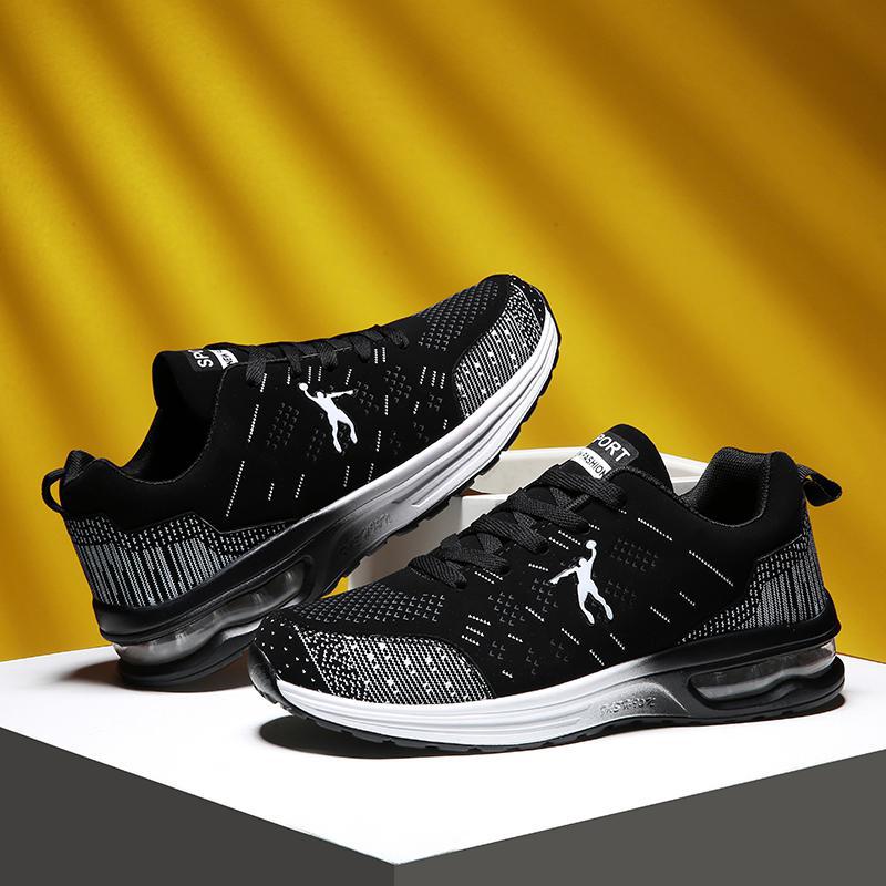 Мужская весенне-осенняя легкая противоскользящая модная амортизирующая беговая обувь на мягкой подошве 36 чёрный 2333₽