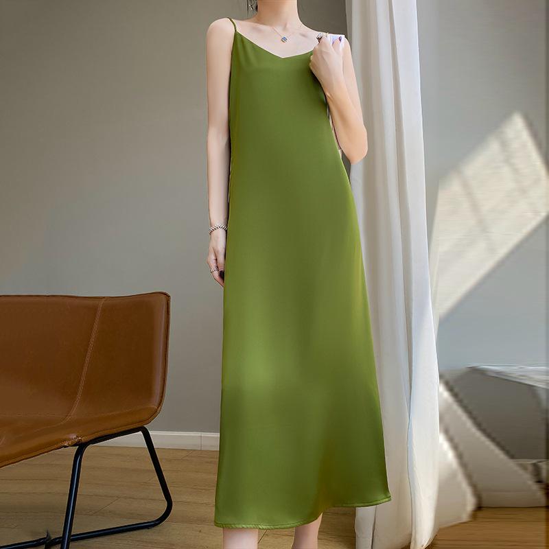 

Women s Plus Size Silk Blend V-Neck Slip Dress - Spring 2024 Collection XXL