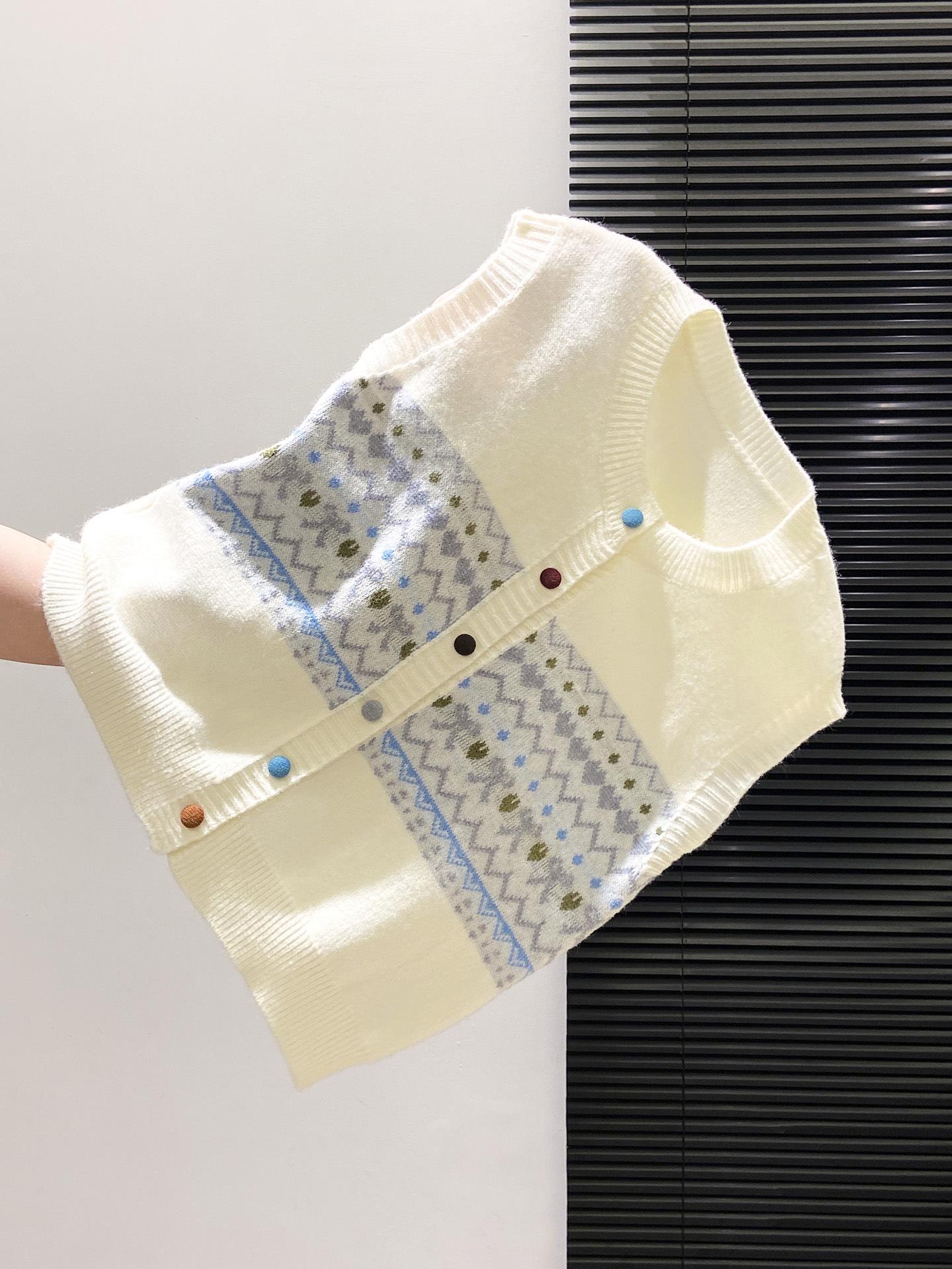 Осень и зима многослойный свитер жилет женский дизайн жаккард контрастный цвет кардиган вязаный жилет на пуговицах топ без рукавов S