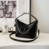 Shoulder Bag Women's New Fashion Versatile Messenger Bag Girl Hand Bag