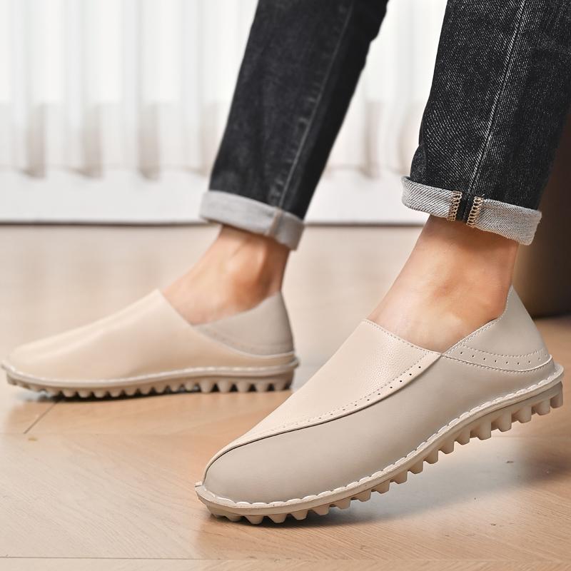 Plus Size Soft Leather Shoes Men Loafers Comfortable Casual Shoes Men Driving Shoes Moccasins Men Flats Footwear