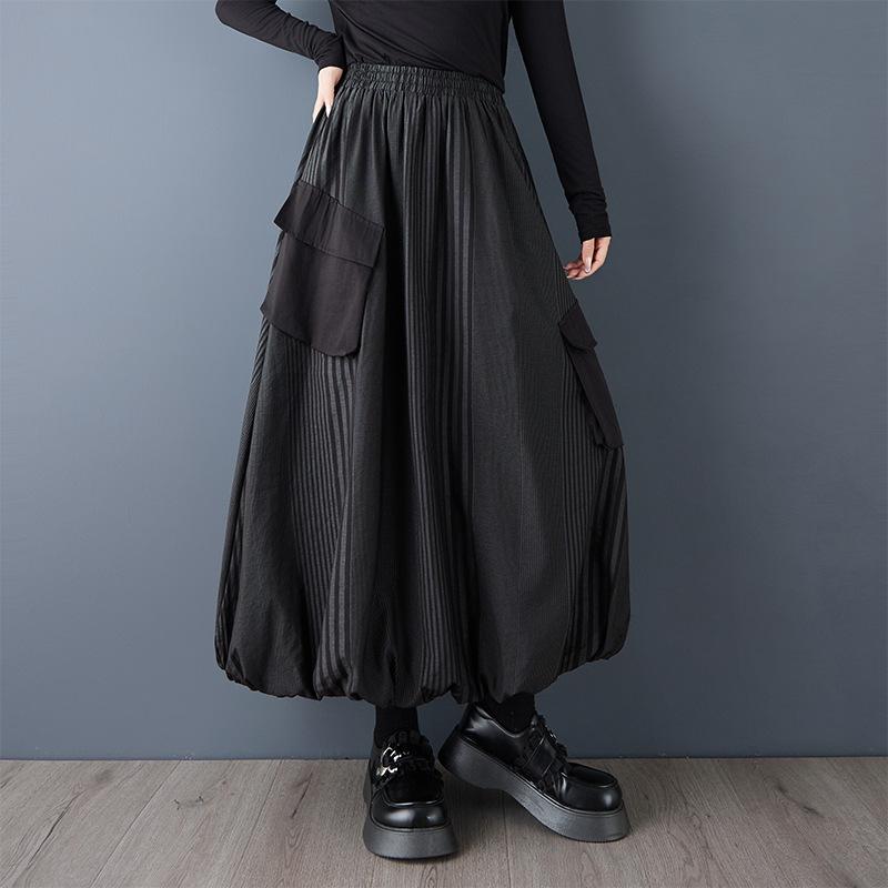 Spring & Autumn Slimming 3D Color Block Stripe Skirt with Elastic Waist and Pocket One Size