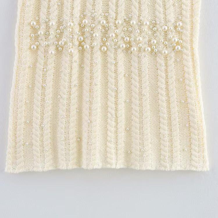 Spring 2025 Women's European & American Style Faux Pearl Round Neck Loose Knit Top