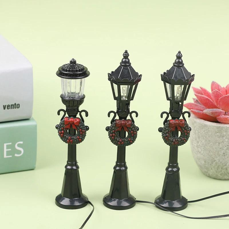 1Pcs/Set Mini Christmas Street Light Models Dollhouse Streetlight Micro‑Landscape Fairy Garden Ornament Accessories