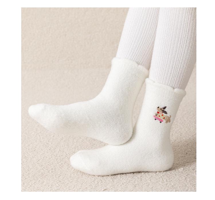 Kids' Autumn-Winter Thick Plush Socks - Cute Embroidered Puppy Design, Korean Style, Warm Mid-Calf for Girls