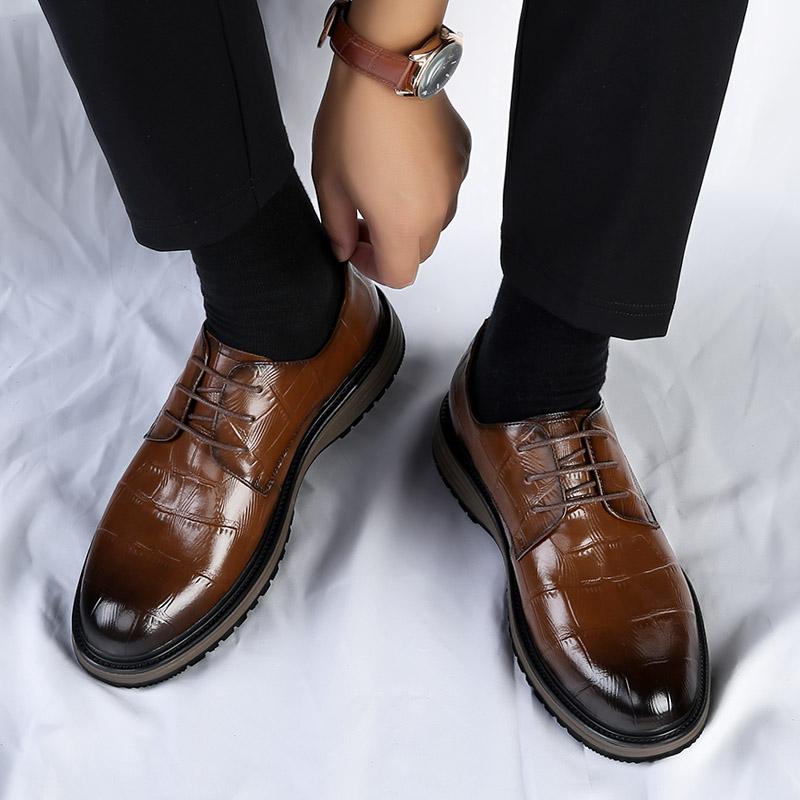 Korean Version Leather Shoe Wedding Business Dating Formal Shoes Men Casual Flats Driving Oxford Lace-up Pointed Shoes Versatile