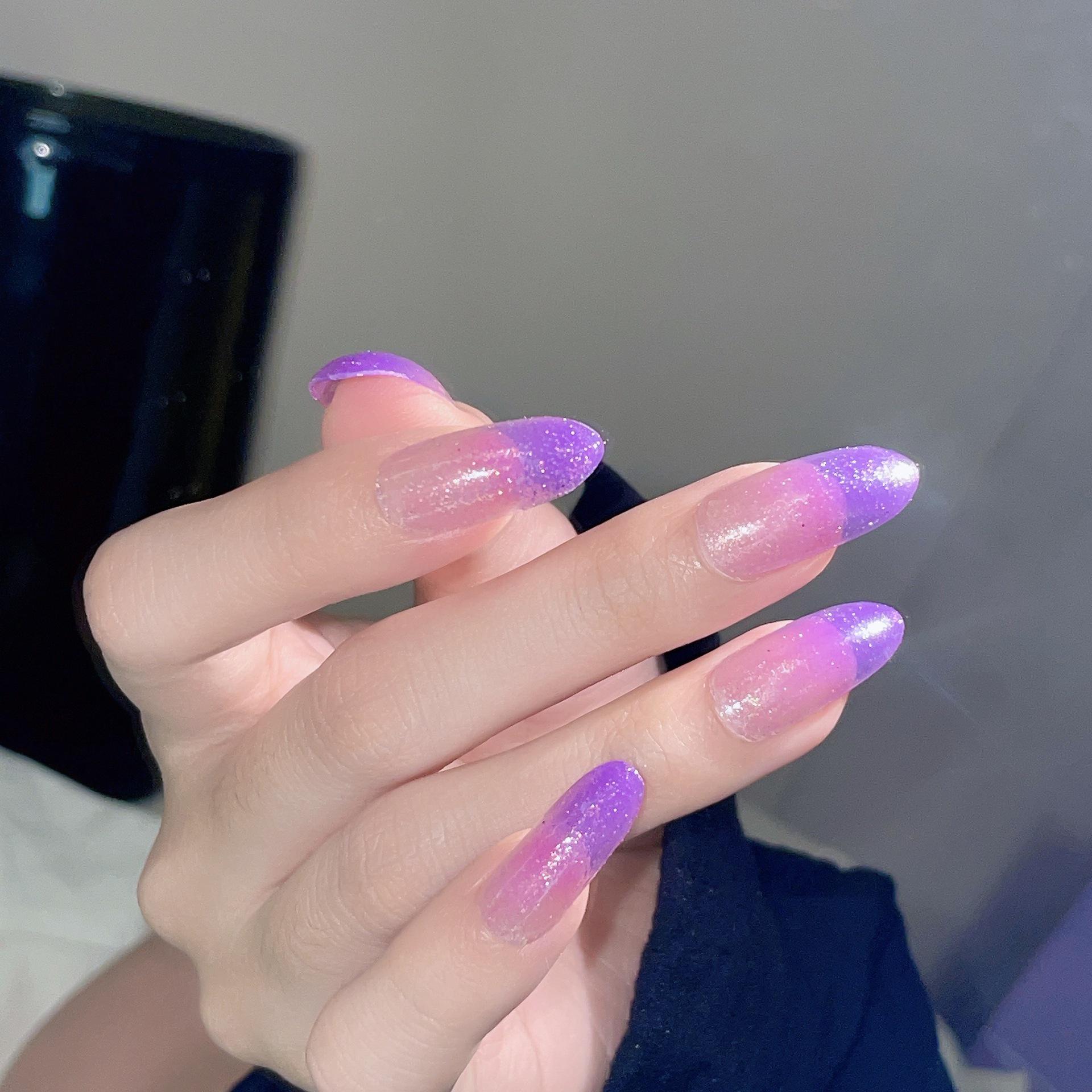 

Gradient Purple Star Glitter Press-On Nails - 24 Long Oval Pieces
