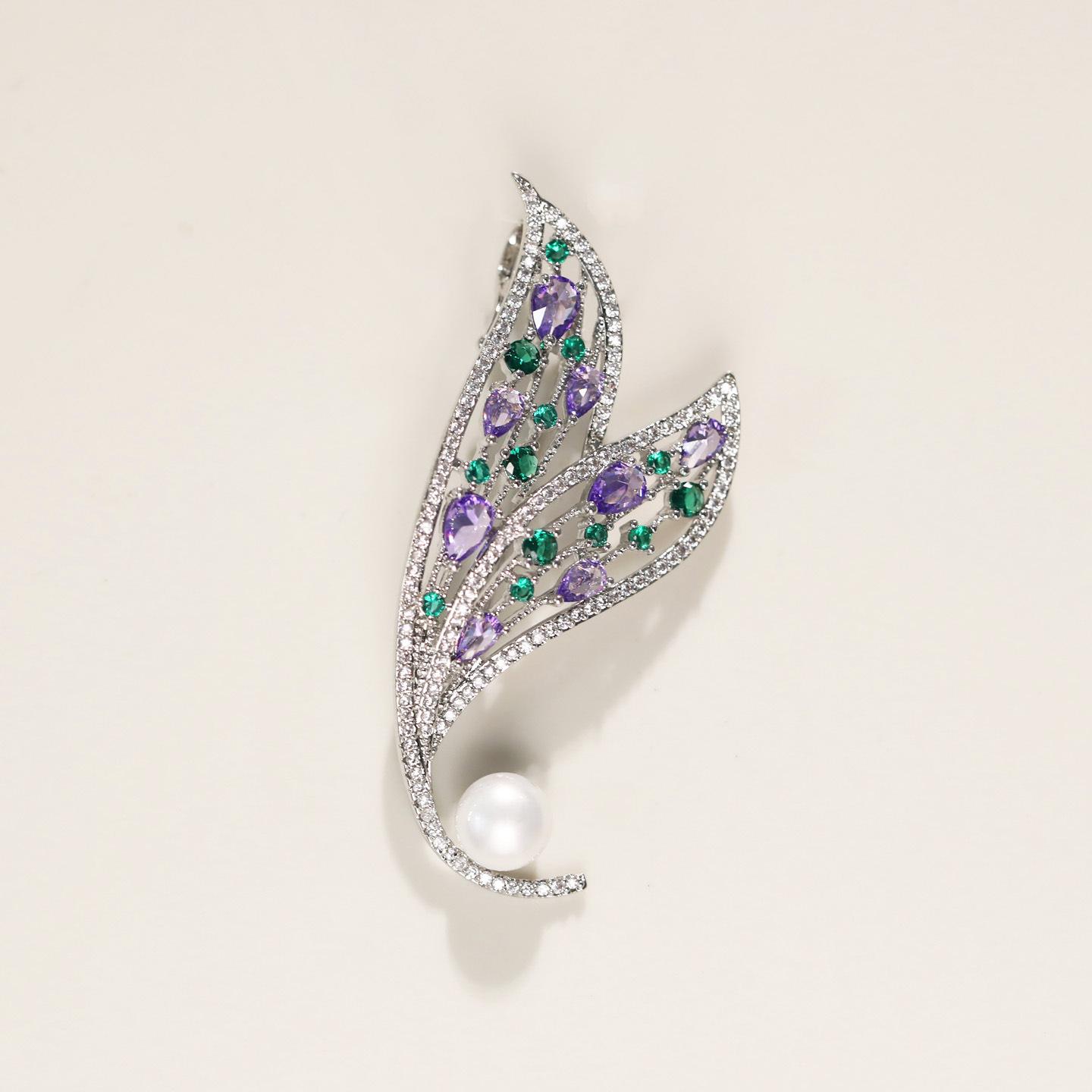 Bo Xin Yun Copper  Zircon Purple Leaf Brooch with Freshwater Pearl for Women