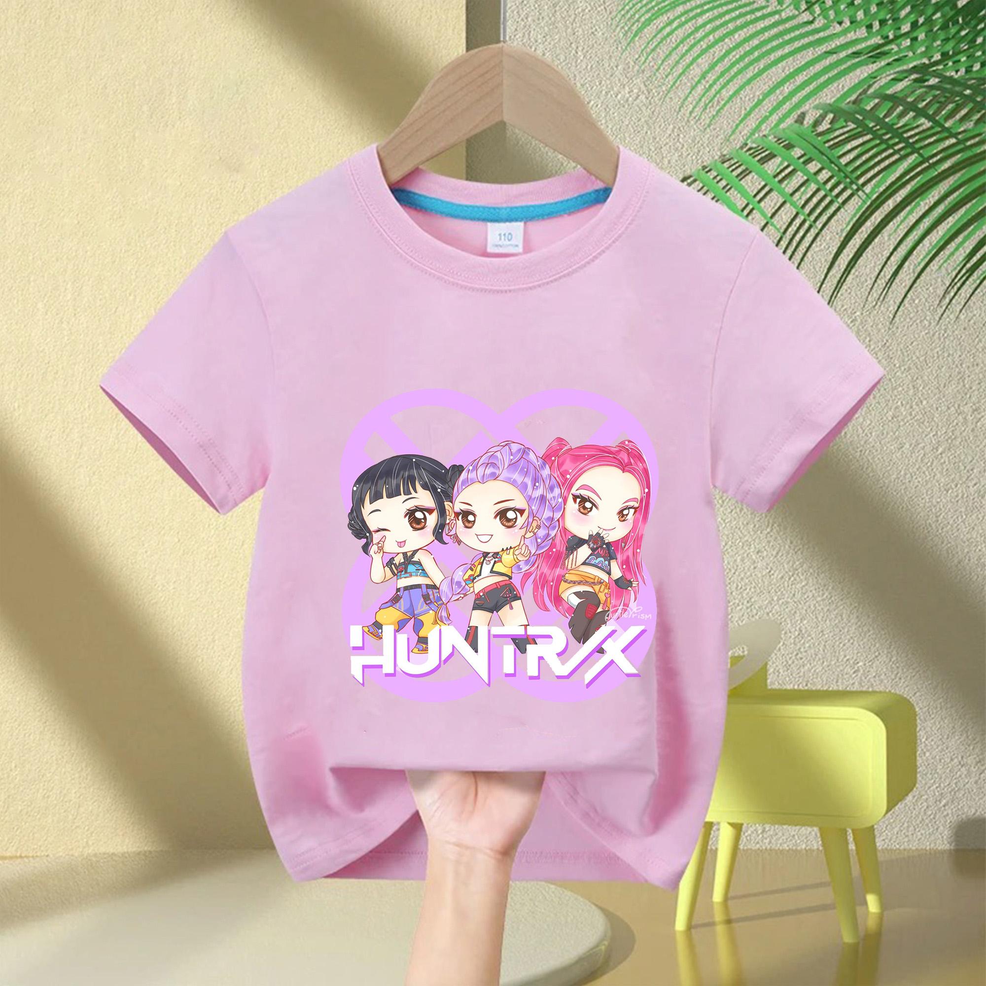 

Одежда для маленькой девочки KPop с принтом «Охотники на демонов», детская футболка, модные повседневные топы, 2025, кино, круглый вырез, мультяшная футболка для девочек и мальчиков, повседневная 140cm