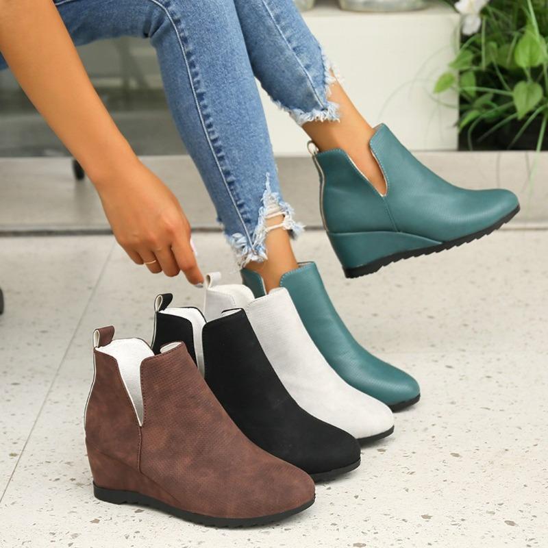 Fashion Women Ankle Boots New Track Designer Pointed Western Boots Women Trend Fashion Platform Wedge Shoes for Women Zapatos De Mujer