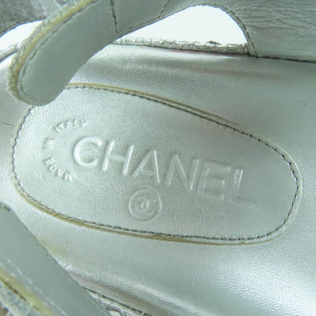Excellent CHANEL Sandals Silver leather Women 37 G31857 Used