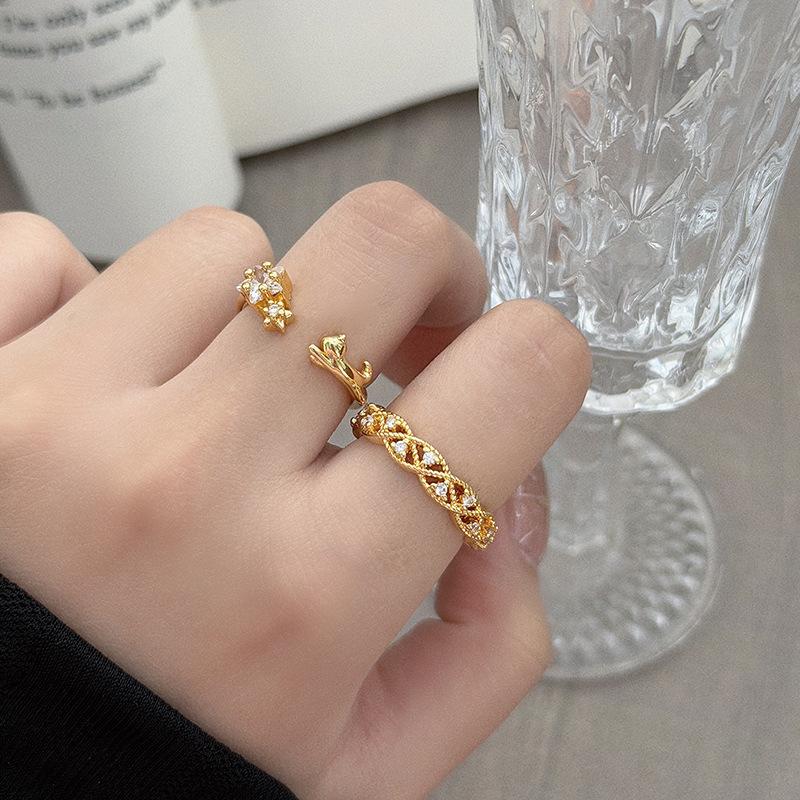 Medieval Light Luxury Diamond-Encrusted Zircon Cat Weave Pattern Hollowed Out Full Diamond Opening Ring Niche Stacked High-End Ring