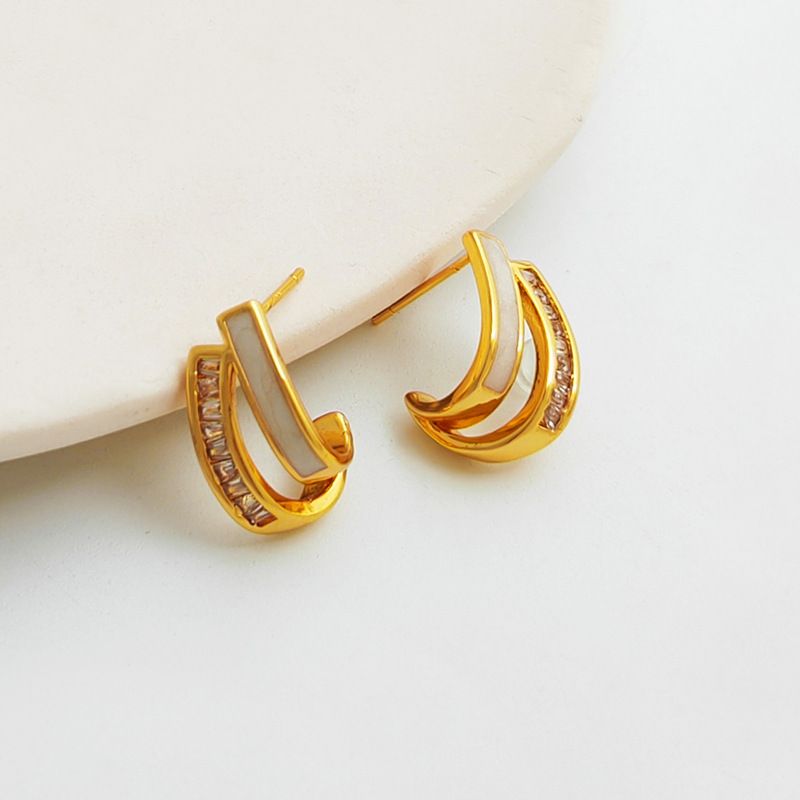 Welfare Fancy Accessible Luxury Spring/Summer New Arrival Earrings Necklace Fashion Elegant Vintage Earrings Trendy Niche Accessories