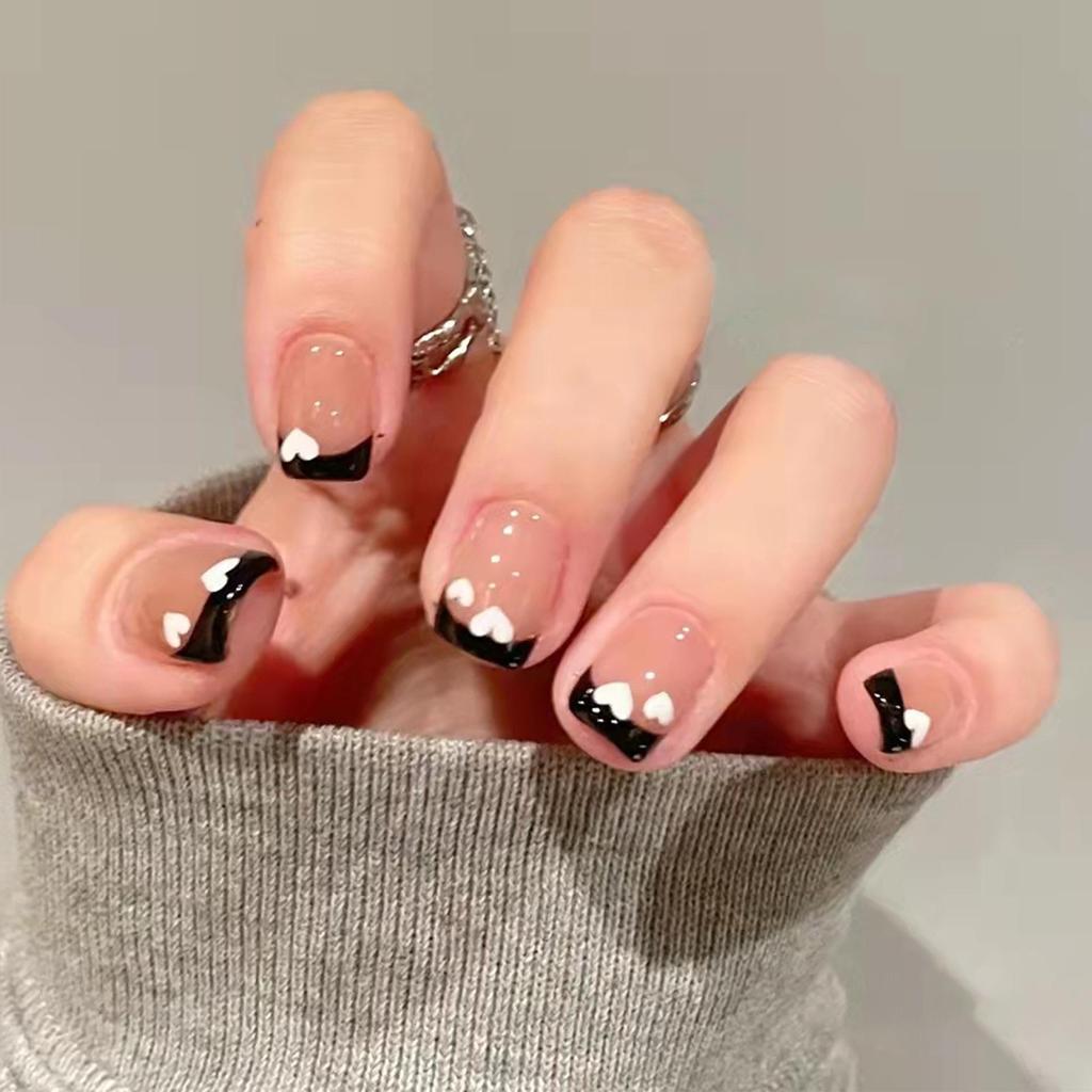 Sweet & Cute French Tip Black Heart Edge Short Wearable Nails