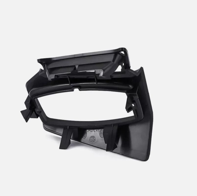 Ramka ozdobna przełącznika świateł do Forda Focus 2012-2018 (wersja lewostronna)