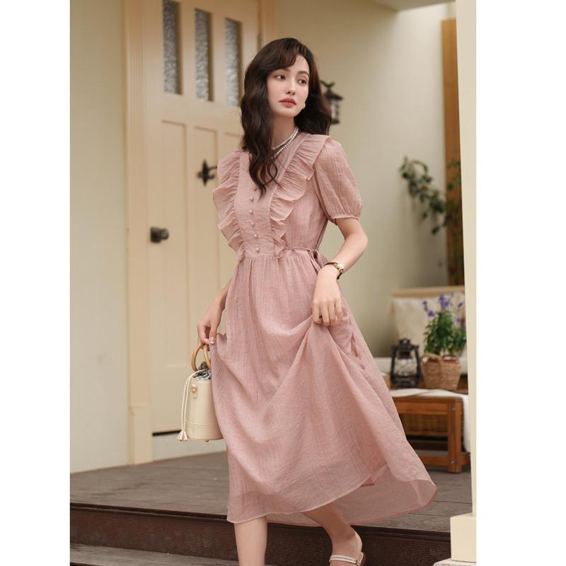 Mishow Fransız Vintage V Yaka Ruffles Elbise Kadınlar Için Yaz Puf Kollu Dantel-Up İmparatorluğu A-Line Gevşek Midi Elbise Kadın Giysileri MXC33L1381