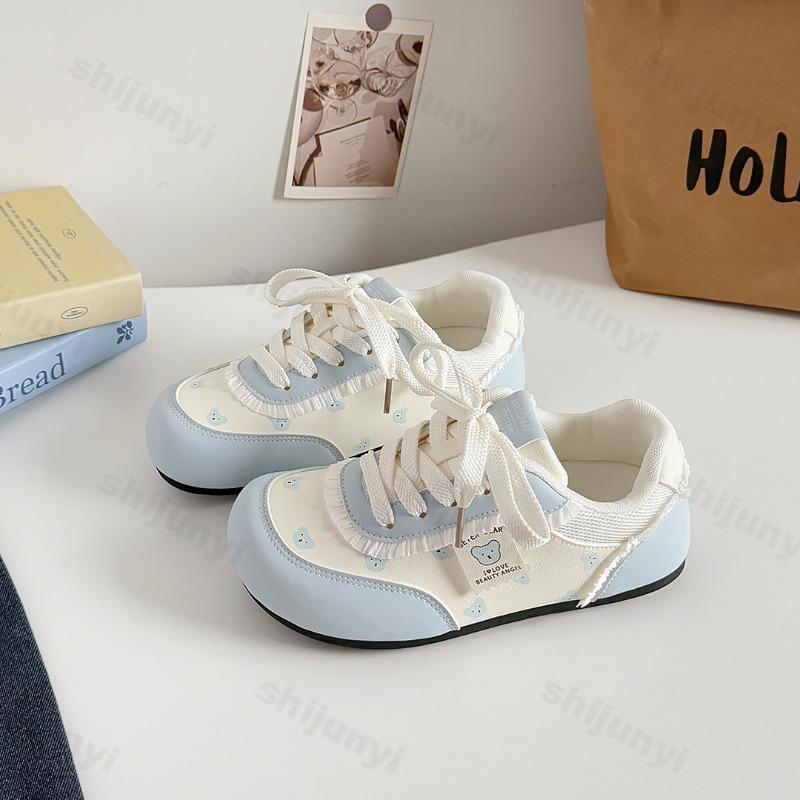 Fashion Autumn Women Casual Sports Shoes 2025 Comfortable Anti Slip Outdoor Vulcanized Shoes Bear Lace Up Fashion Running Flat Shoes