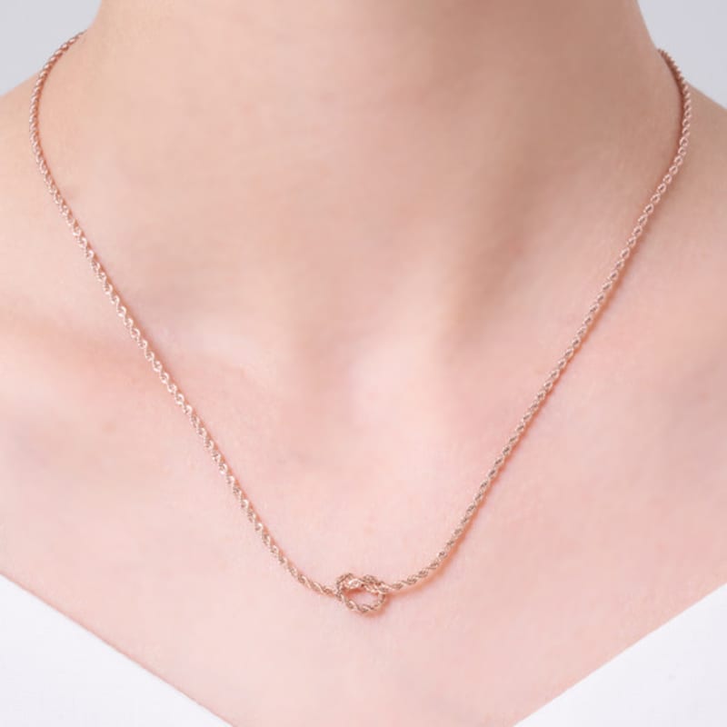 ELLE Schmuck Loop Twist Point Halskette ELBRNN242