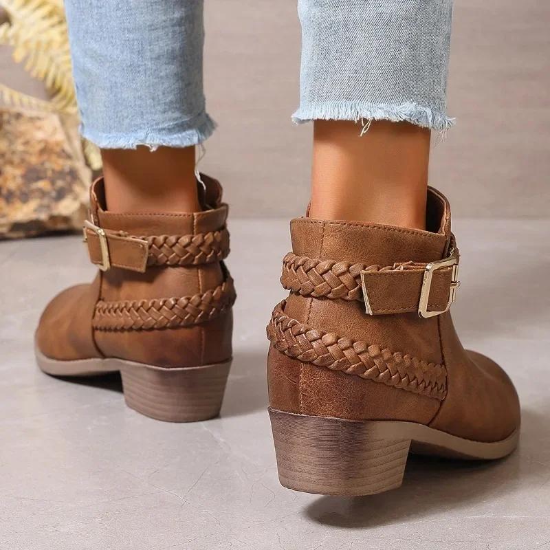 Scarpe da Donna alla Moda 2024 Stivali da Donna con Zip Laterale di Alta Qualità Stivali Moderni con Fibbia alla Moda Stivali Sexy da Donna con Punta Acuta alla Caviglia