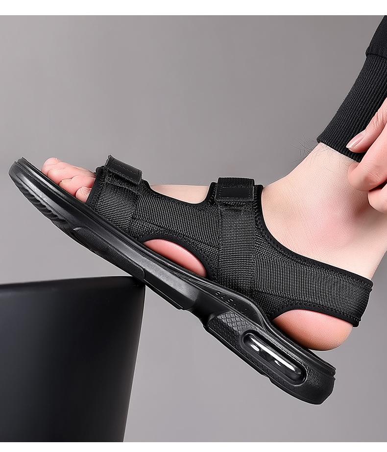 New Shoes for Men Fashion Sandals Summer Fashion Hollow Out Slipper Youth Outdoor Soft Sole Beach Shoes