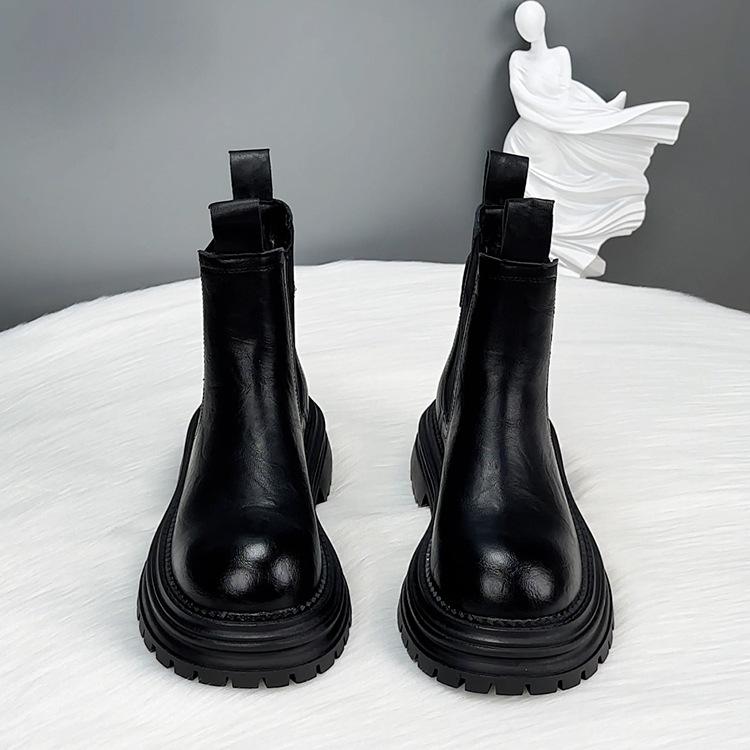 Women's shoes 2026 new short boots Women's new autumn and winter British style Chelsea chimney boots