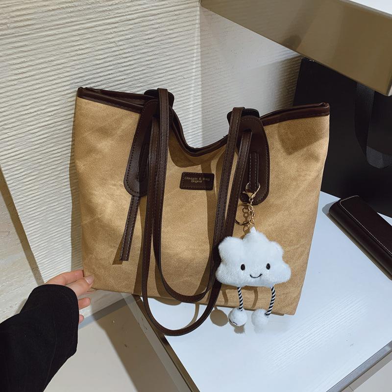 Retro Large-capacity Pendant Solid Color 2025 New Fashion Texture Simple Work Commuter Shoulder Tote Bag Women