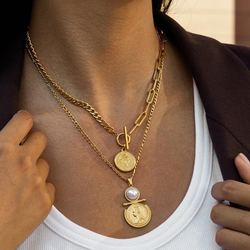 Classical Portrait Coin Pendant Necklace Stainless Steel For Versatile Everyday Wear And Special Occasions Gift