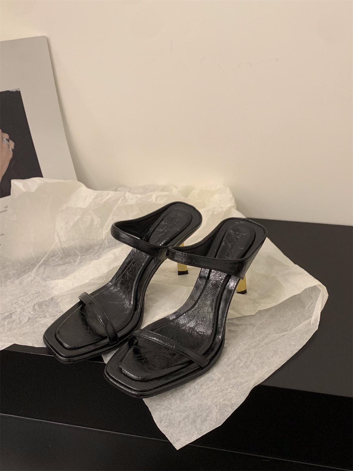 

Niche леопардовый принт тапочки на высоком каблуке женская обувь 2025 новая летняя модная верхняя одежда французские маленькие сандалии 39 чёрный